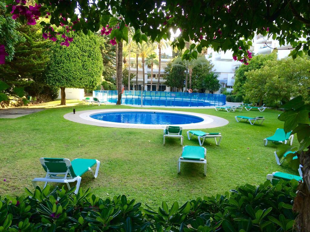 Апартаменты Jardines Del Mar Марбелья Номер фото